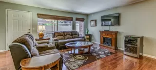 Photo #6: 2112329 Listing