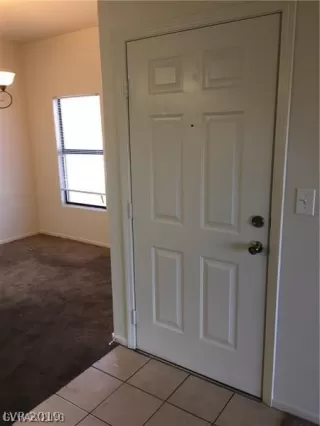 Photo #5: 2112369 Listing 