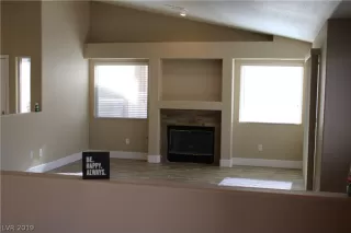 Photo #6: 2112378 Listing 
