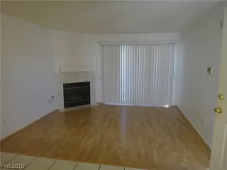 Photo #2: 2112415 Listing 