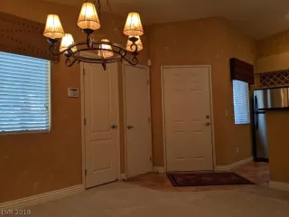 Photo #1: 2112419 Listing 