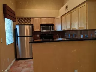 Photo #6: 2112419 Listing 