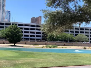 Photo #1: 2112466 Listing