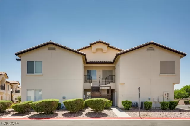 MLS: 2112473 Condo For Sale