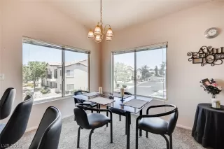 Photo #5: 2112473 Listing 