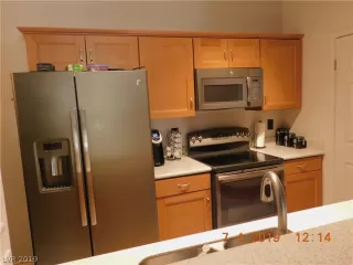 Photo #6: 2112522 Listing