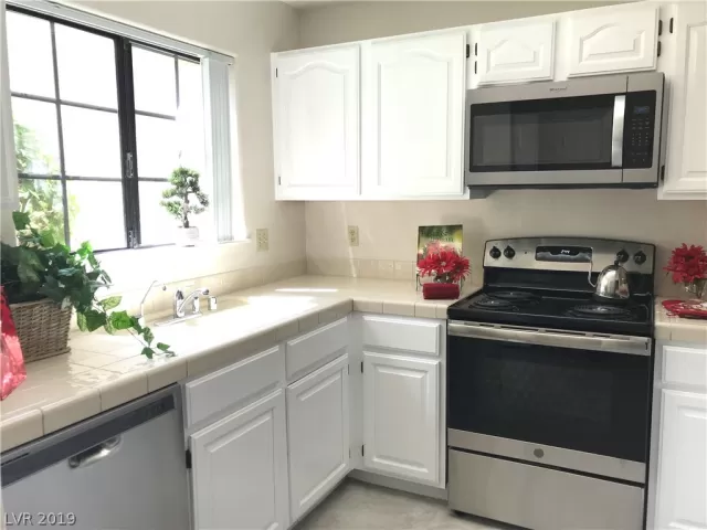 MLS: 2112526 Condo For Sale