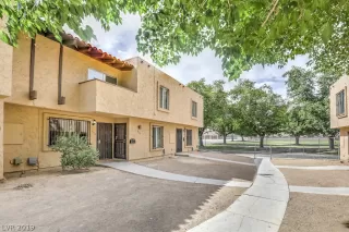 Photo #2: 2112530 Listing