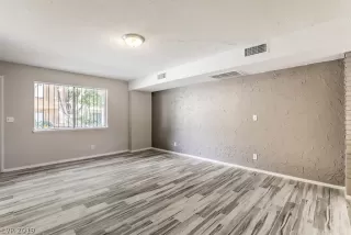 Photo #5: 2112530 Listing