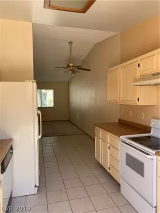 Photo #6: 2112537 Listing