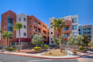 Photo #1: 2112542 Listing