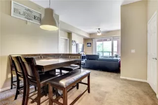 Photo #3: 2112542 Listing