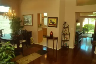 Photo #3: 2112574 Listing 