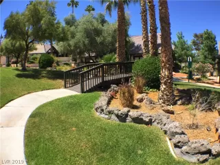 Photo #1: 2112603 Listing