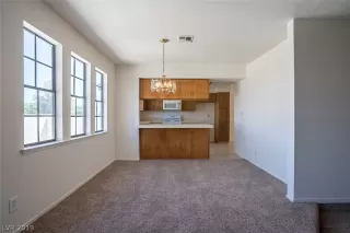 Photo #3: 2112603 Listing