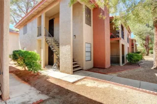 Photo #1: 2112604 Listing