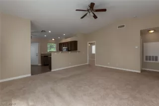 Photo #2: 2112614 Listing