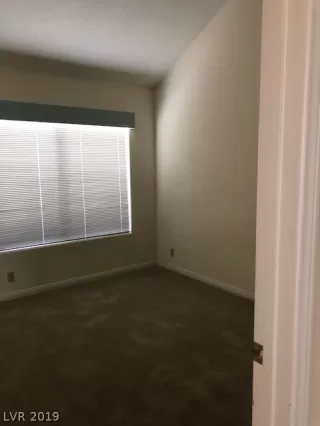 Photo #5: 2112627 Listing 