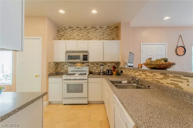 MLS: 2112664 Condo For Sale