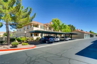 Photo #1: 2112672 Listing