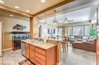 Photo #1: 2112708 Listing 