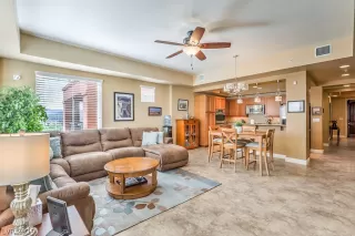 Photo #2: 2112708 Listing 