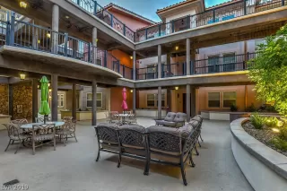 Photo #4: 2112708 Listing 