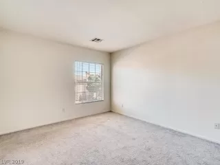 Photo #6: 2112759 Listing