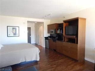 Photo #3: 2112827 Listing 