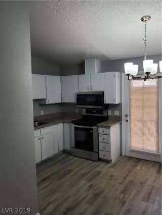 Photo #1: 2112848 Listing