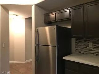 Photo #2: 2112849 Listing 