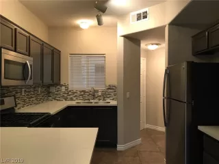 Photo #3: 2112849 Listing 