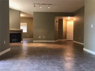 Photo #6: 2112849 Listing 