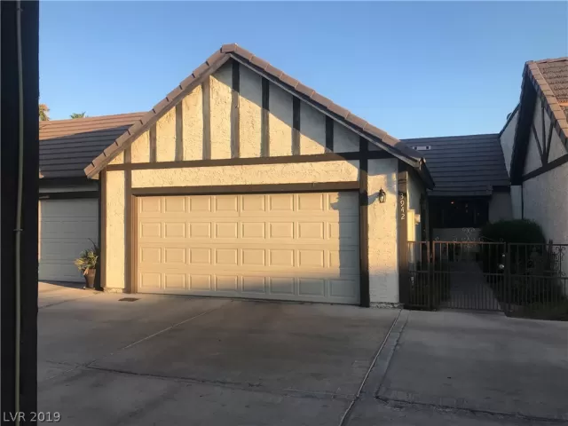 MLS: 2112861 Condo For Sale