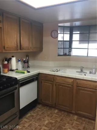 Photo #6: 2112861 Listing 