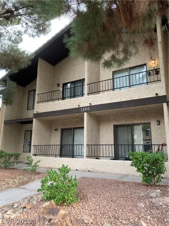 MLS: 2112875 Condo For Sale