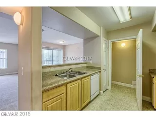 Photo #1: 2112883 Listing