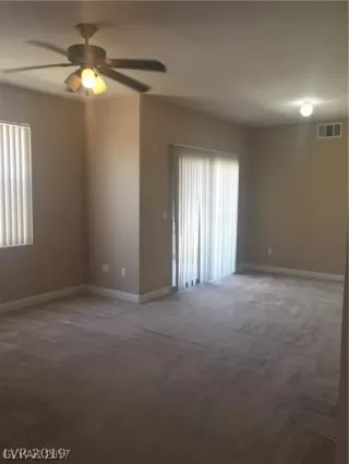 Photo #3: 2112883 Listing