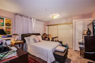 Photo #6: 2112893 Listing