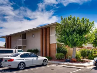 Photo #1: 2112930 Listing