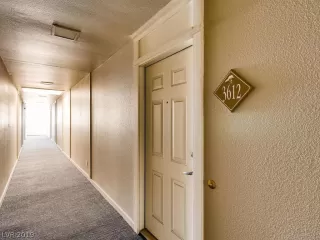 Photo #2: 2112930 Listing