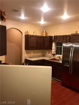 Photo #6: 2112996 Listing 