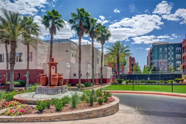 MLS: 2113013 Condo For Sale