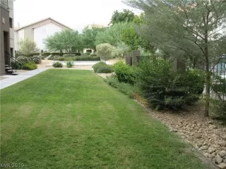 Photo #2: 2113059 Listing 