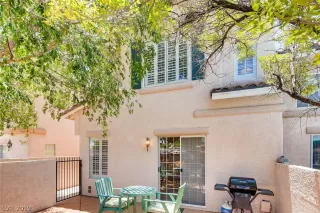 Photo #1: 2113060 Listing 