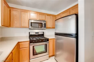 Photo #4: 2113060 Listing 