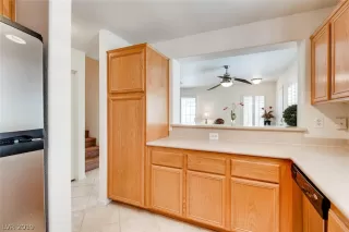 Photo #5: 2113060 Listing 