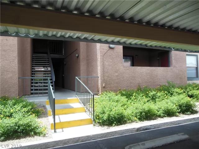 MLS: 2113113 Condo For Sale