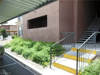 Photo #1: 2113113 Listing