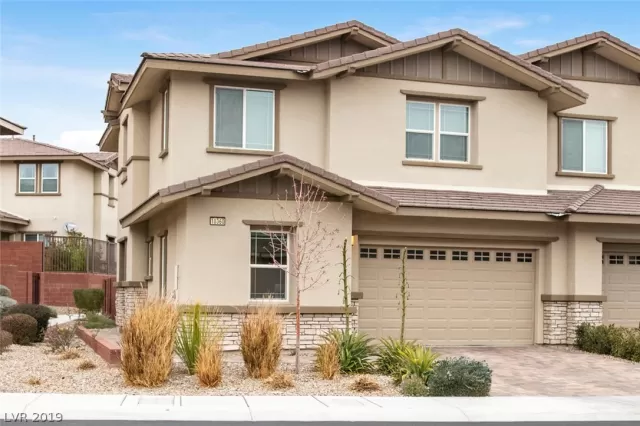 MLS: 2113136 Condo For Sale